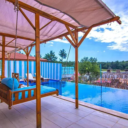 2 Bedroom Halal In Islamlar Вилла
